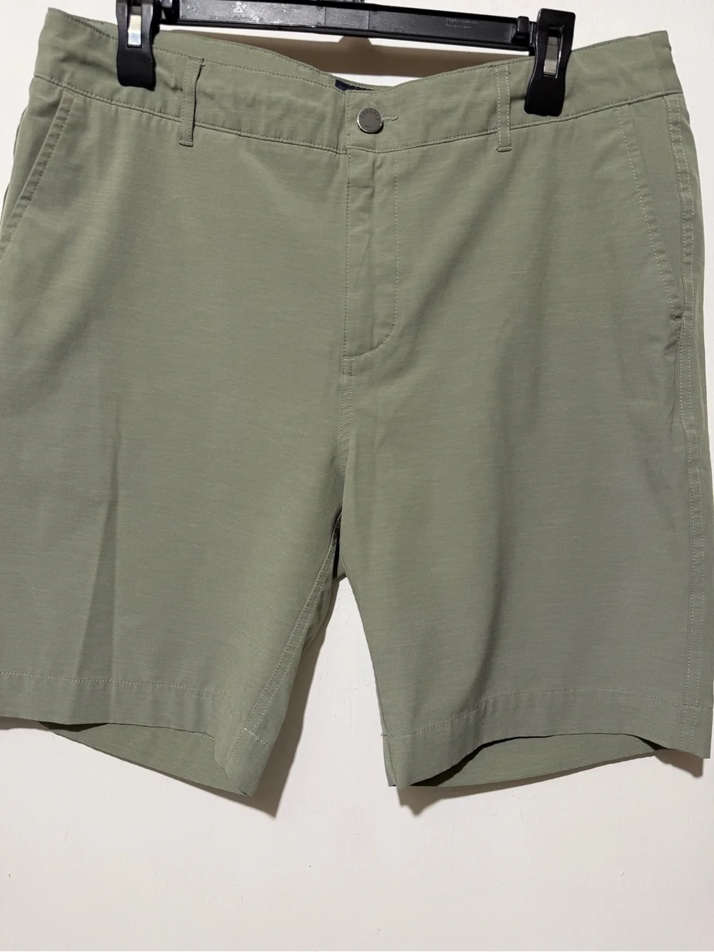 Faherty Brand All Day Hybrid Shorts Olive Green Size Medium